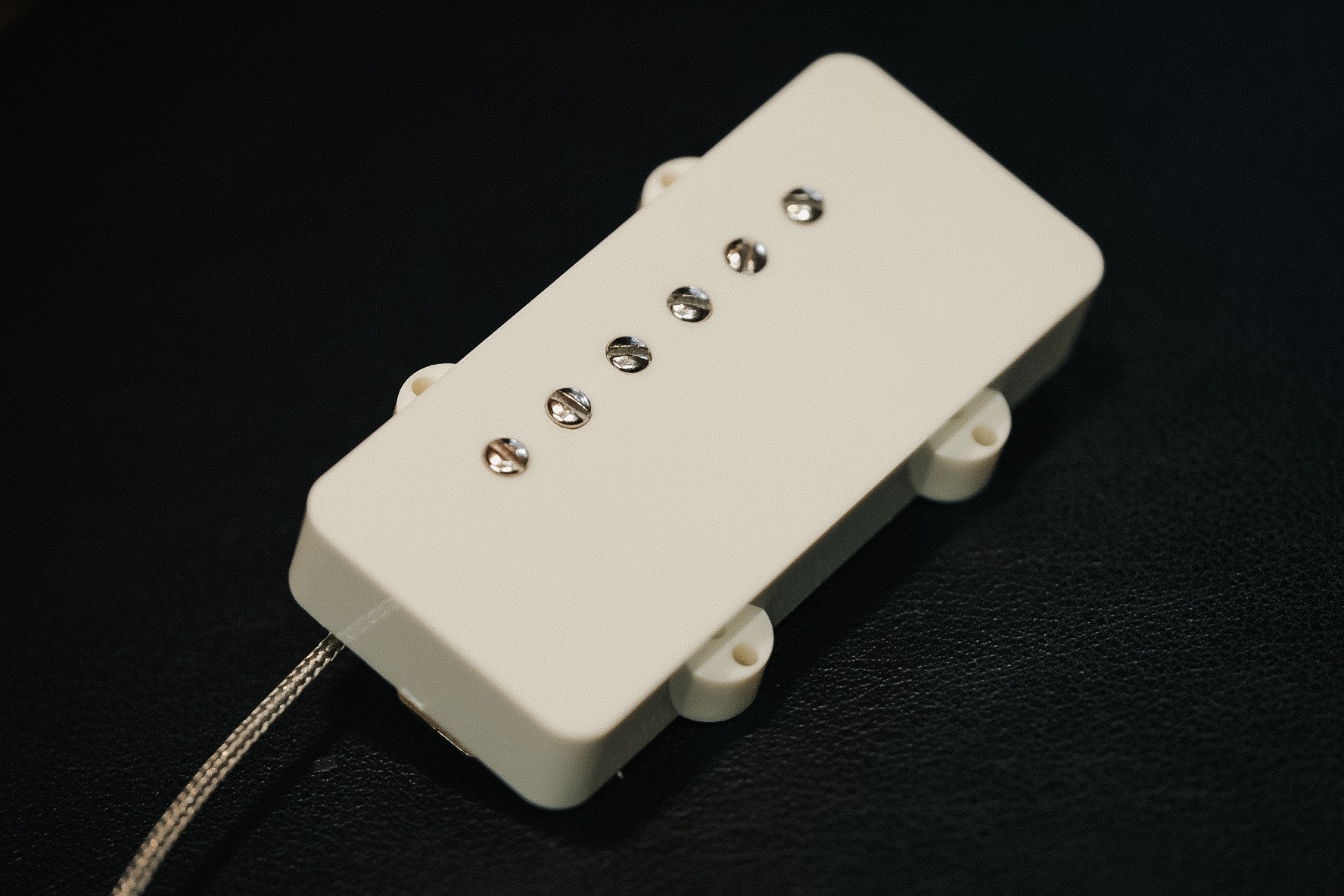 Lambertones The Grinder Jazzmaster Bridge Guitar Pickup Database